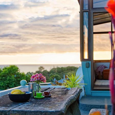 Five Palms Villa Kaikoura Bagian luar foto