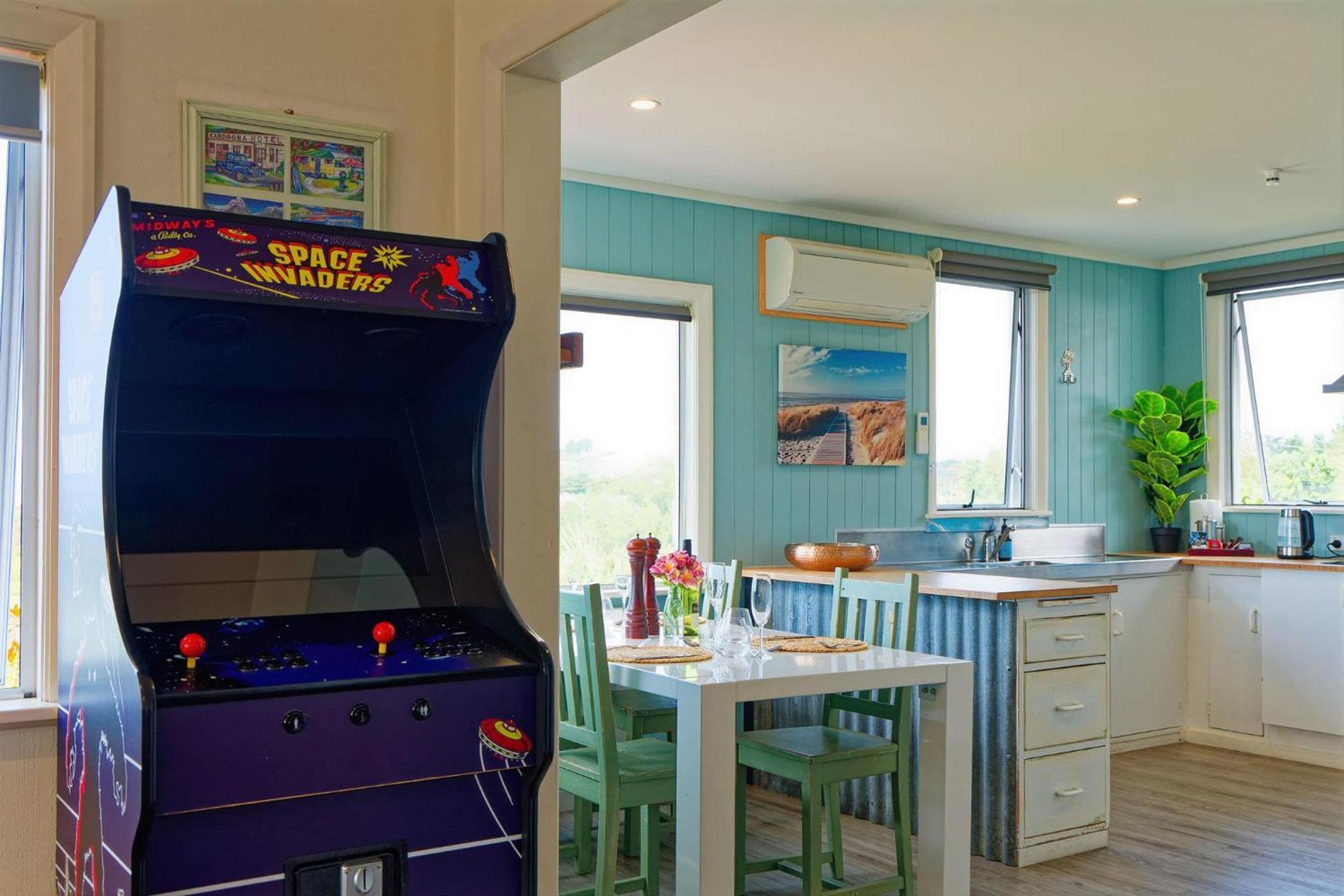 Five Palms Villa Kaikoura Bagian luar foto
