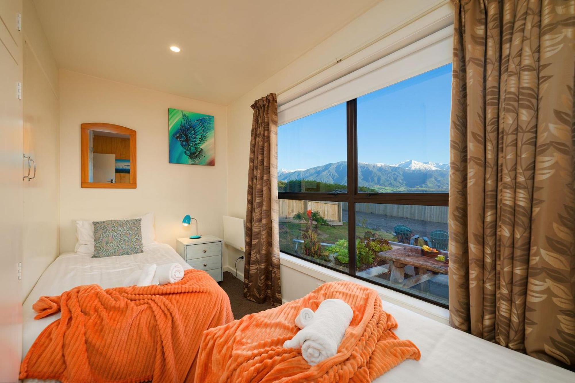 Five Palms Villa Kaikoura Bagian luar foto
